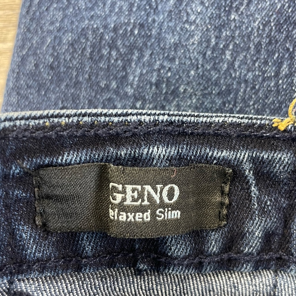 True Religion Little Boys Geno Jeans, Relaxed Slim, size 8 - Picture 3 of 7